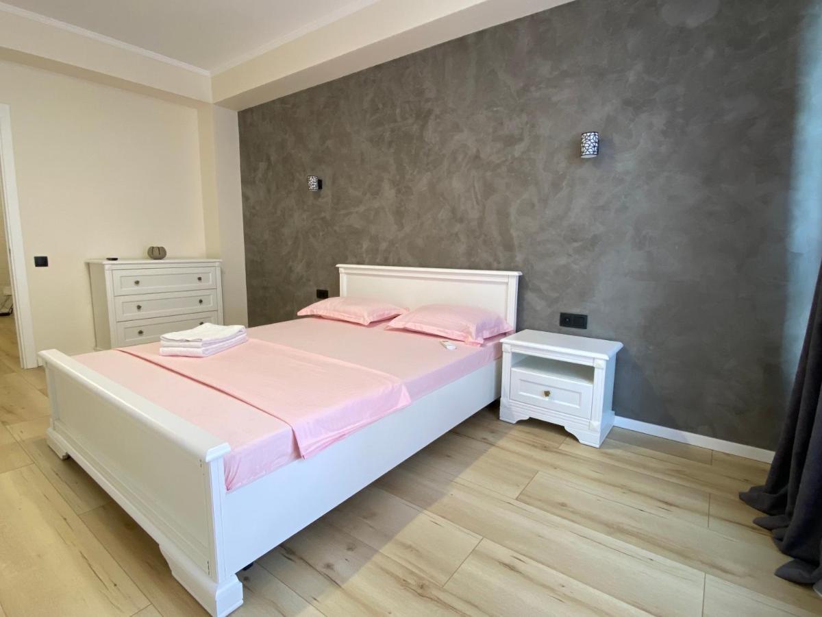 Apartament Lux Кишинев Екстериор снимка