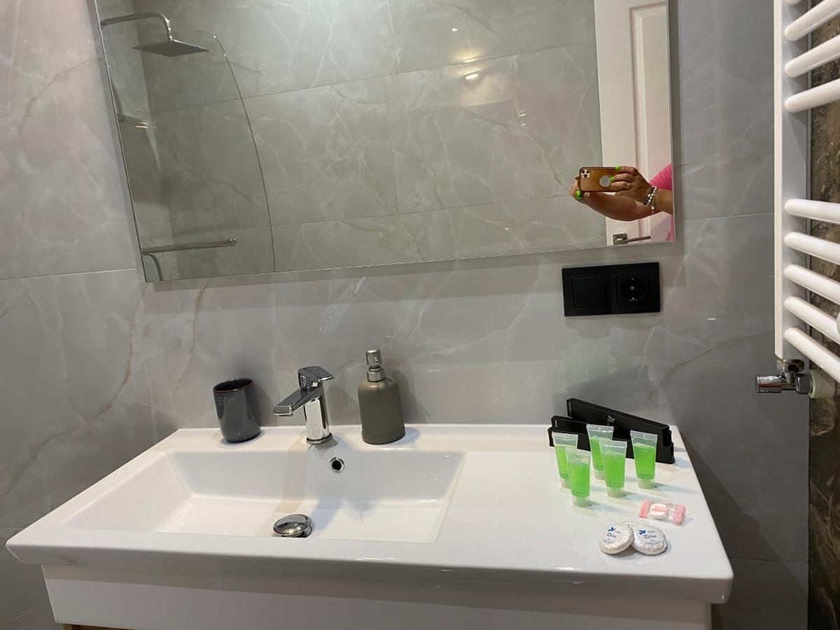 Apartament Lux Кишинев Екстериор снимка