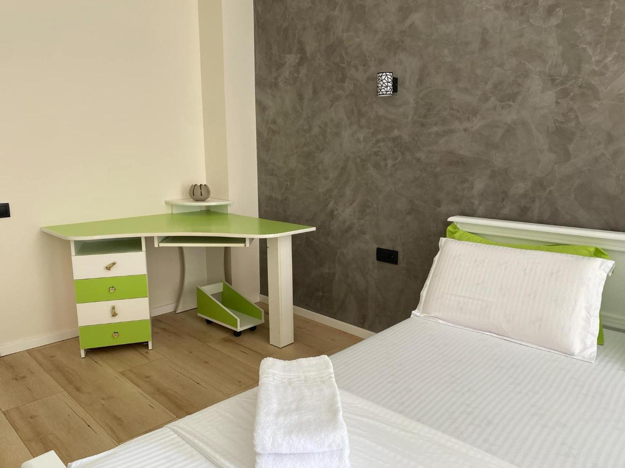 Apartament Lux Кишинев Екстериор снимка